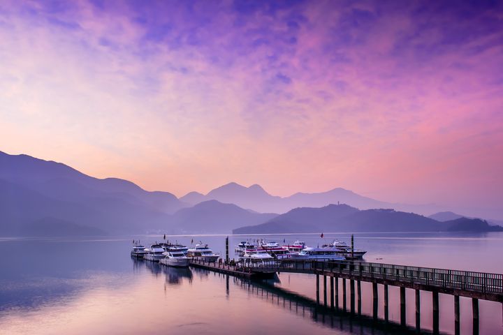 ▲日月潭是台灣旅遊瑰寶之一，坐擁絕美的高山湖泊與原民文化底蘊。　圖：shutterstock／來源