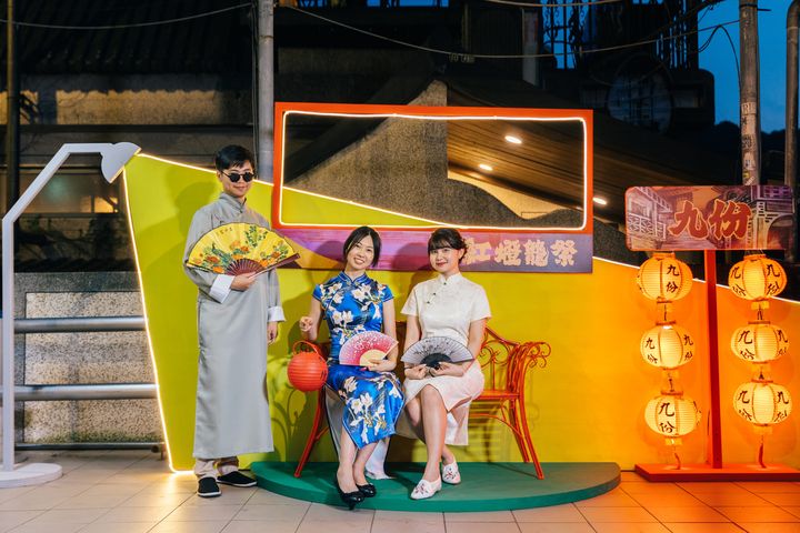 ▲金山岩的「愛情發光ing」，寓意愛情美滿的願景。　圖：新北市政府觀光旅遊局／提供