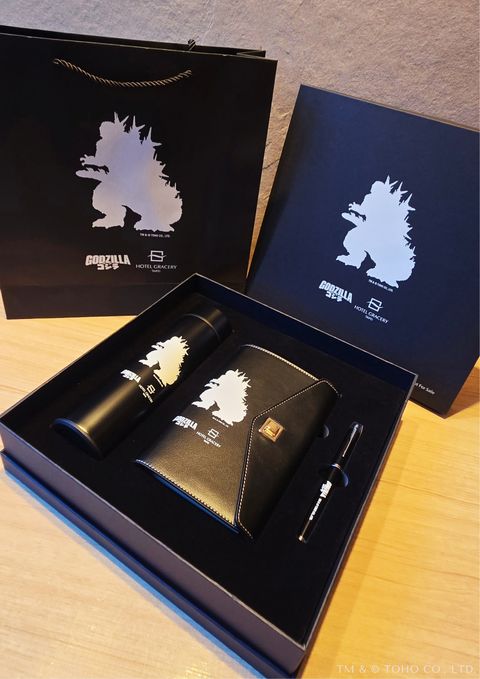 ▲入住「哥吉拉・台北登陸」主題房贈送《哥吉拉-1.0》禮盒。　圖：Klook／提供