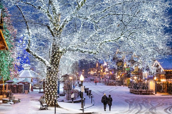 ▲華盛頓州李文沃斯小鎮夢幻雪景。　圖：美國家旅遊局／提供