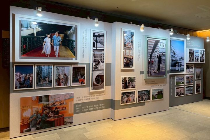 ▲「銀潮來襲：樂齡旅行拍出潮香港」即日起至10/12於松菸誠品三樓電梯口展出。　圖：香港旅遊發展局／提供